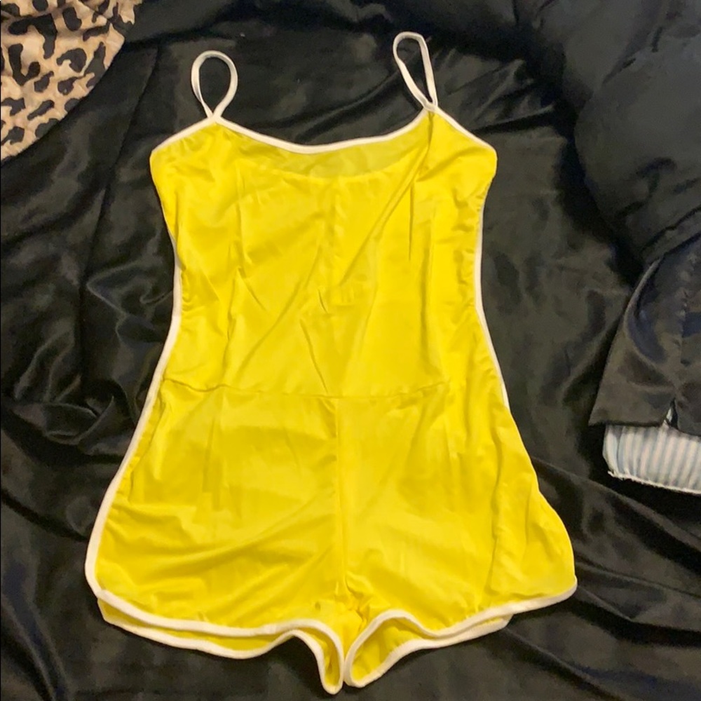 Romper - Picture 2 of 3